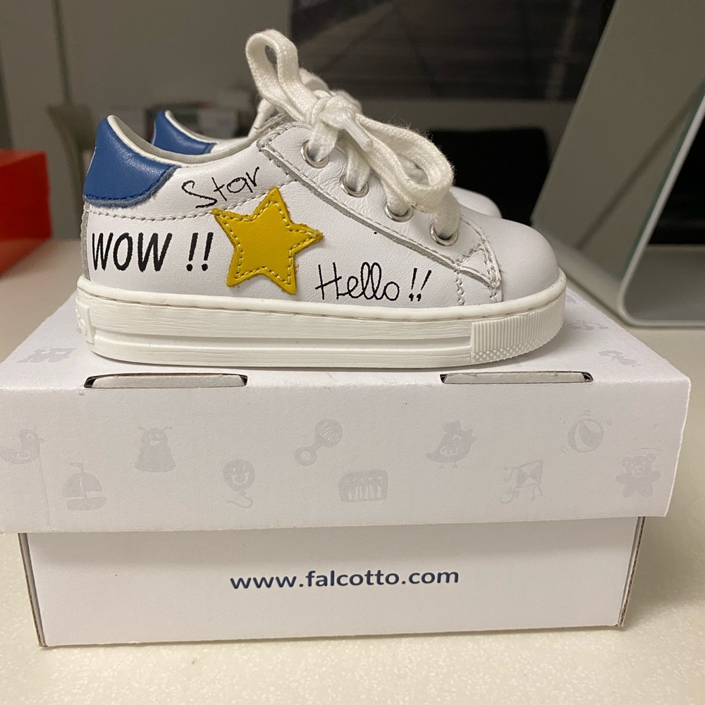 ❌SOLD❌ KIDS FALCOTTO Sneakers, size 19 (US 5)